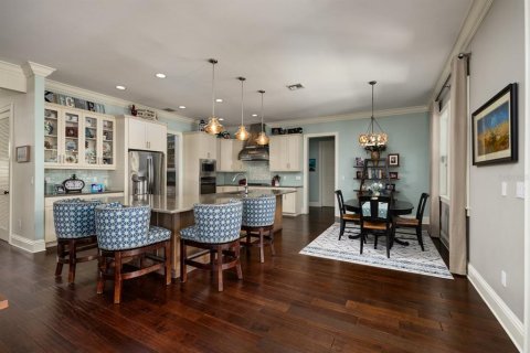 Casa en venta en Saint Petersburg, Florida, 5 dormitorios, 332.03 m2 № 1757740 - foto 13