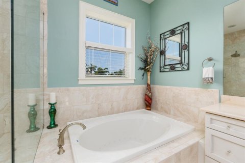 Casa en venta en Saint Petersburg, Florida, 5 dormitorios, 332.03 m2 № 1757740 - foto 26