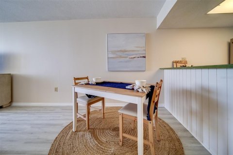 Condominio en alquiler en Clearwater, Florida, 2 dormitorios, 110.18 m2 № 1724046 - foto 10