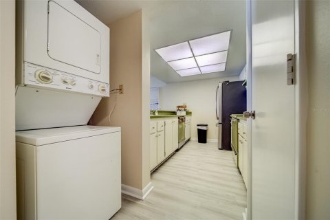 Condominio en alquiler en Clearwater, Florida, 2 dormitorios, 110.18 m2 № 1724046 - foto 9
