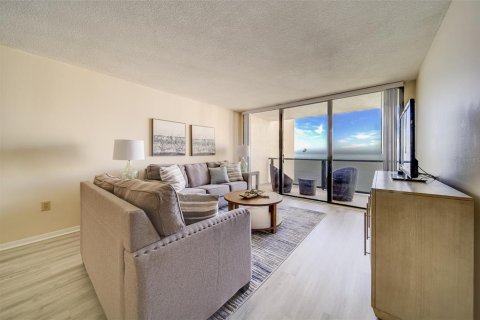 Condominio en alquiler en Clearwater, Florida, 2 dormitorios, 110.18 m2 № 1724046 - foto 13
