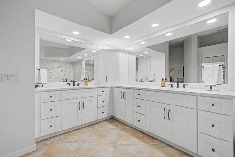 Copropriété à vendre à Oldsmar, Floride: 3 chambres, 250.84 m2 № 2419041 - photo 27