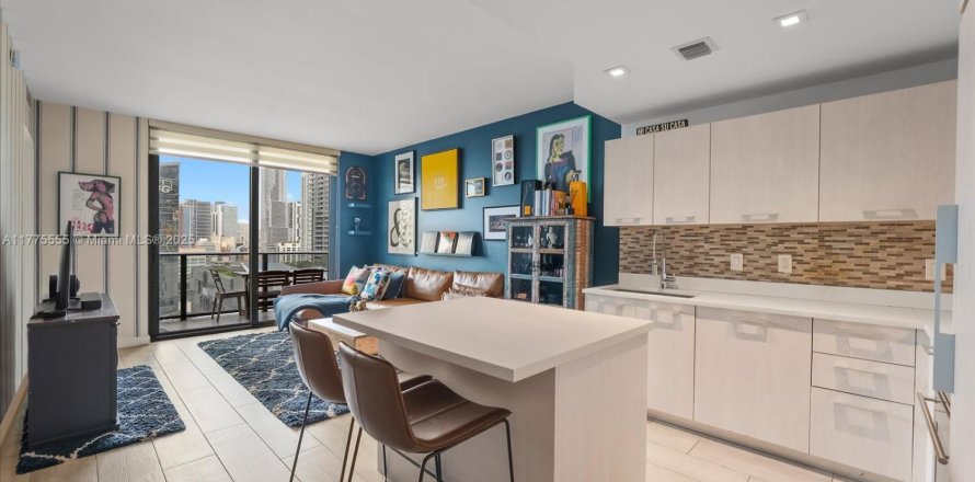 Condo in Miami, Florida, 1 bedroom  № 1621678