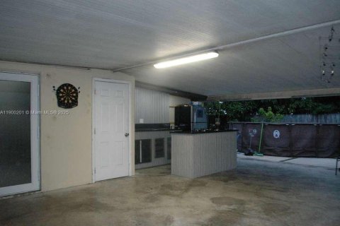 Villa ou maison à louer à Miami, Floride: 3 chambres, 172.98 m2 № 1952679 - photo 26