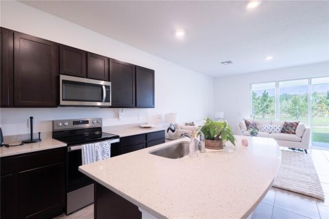 Adosado en alquiler en Land O' Lakes, Florida, 3 dormitorios, 155.43 m2 № 2104643 - foto 7