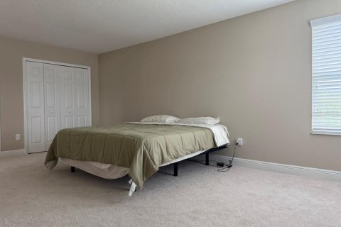 House in Wesley Chapel, Florida 4 bedrooms, 277.59 sq.m. № 2109685 - photo 19