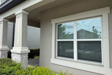 House in Wesley Chapel, Florida 4 bedrooms, 277.59 sq.m. № 2109685 - photo 2