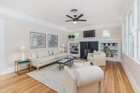 Купить виллу или дом в Лейкленд, Флорида 15 комнат, 361.11м2, № 1655598 - фото 12