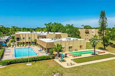 Condominio en alquiler en Sarasota, Florida, 2 dormitorios, 86.58 m2 № 1912769 - foto 3