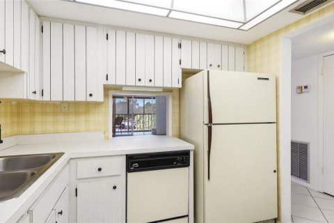 Condominio en alquiler en Sarasota, Florida, 2 dormitorios, 86.58 m2 № 1912769 - foto 10