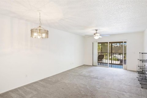 Condominio en alquiler en Sarasota, Florida, 2 dormitorios, 86.58 m2 № 1912769 - foto 5