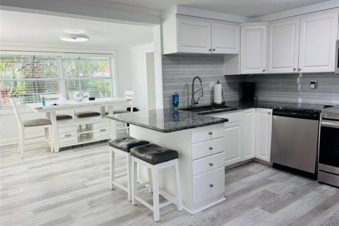 Casa en venta en Holiday, Florida, 2 dormitorios, 105.91 m2 № 1914249 - foto 4