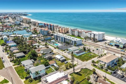 Terreno en venta en Madeira Beach, Florida № 2299876 - foto 28