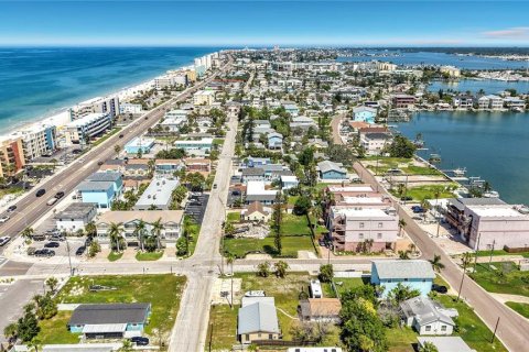 Terreno en venta en Madeira Beach, Florida № 2299876 - foto 25