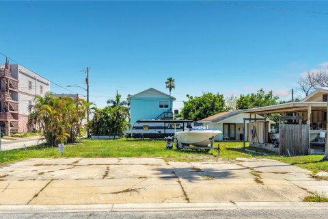 Terreno en venta en Madeira Beach, Florida № 2299876 - foto 18