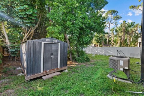 Villa ou maison à vendre à Sarasota, Floride: 3 chambres, 100.43 m2 № 2419707 - photo 22