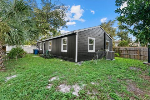 Villa ou maison à vendre à Sarasota, Floride: 3 chambres, 100.43 m2 № 2419707 - photo 20
