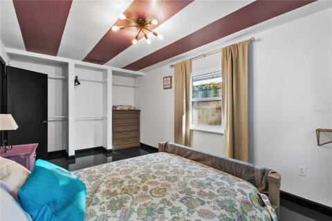 Villa ou maison à vendre à Sarasota, Floride: 3 chambres, 100.43 m2 № 2419707 - photo 12