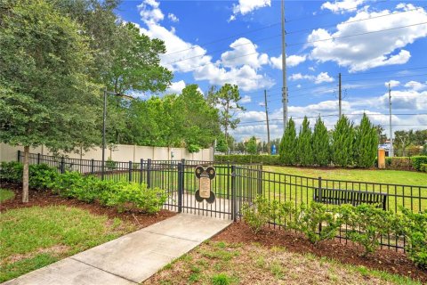 Touwnhouse à vendre à Oviedo, Floride: 3 chambres, 171.5 m2 № 2342418 - photo 29