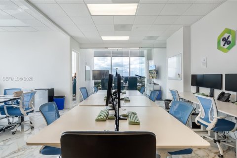 Immobilier commercial à Miami, Floride № 2252740