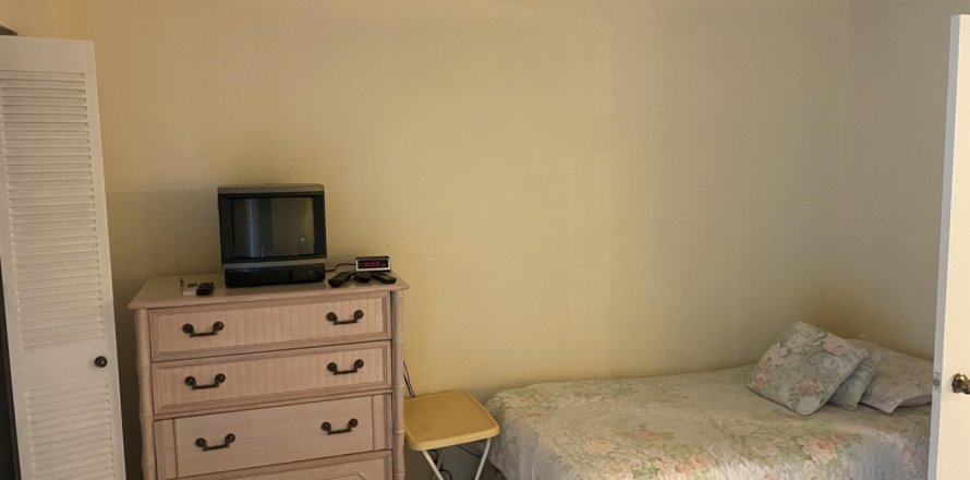 Condo à Palm Springs, Floride, 1 chambre № 1216311
