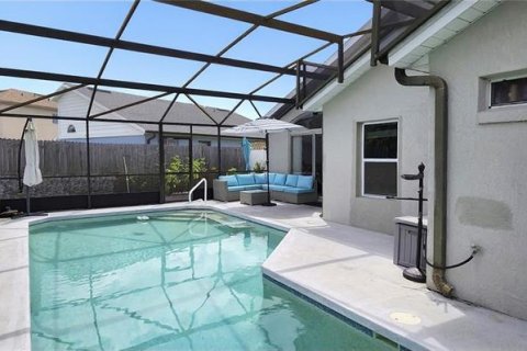 House in Orlando, Florida 3 bedrooms, 130.62 sq.m. № 2287711 - photo 2