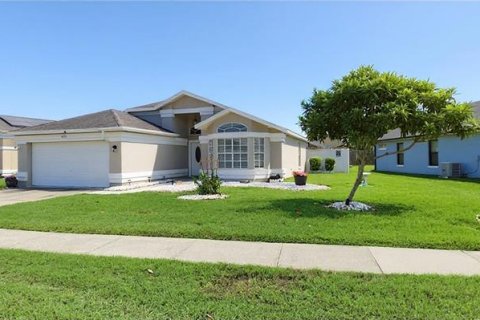 House in Orlando, Florida 3 bedrooms, 130.62 sq.m. № 2287711 - photo 7
