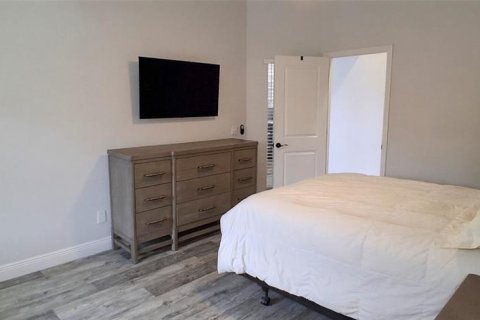 House in Orlando, Florida 3 bedrooms, 130.62 sq.m. № 2287711 - photo 26