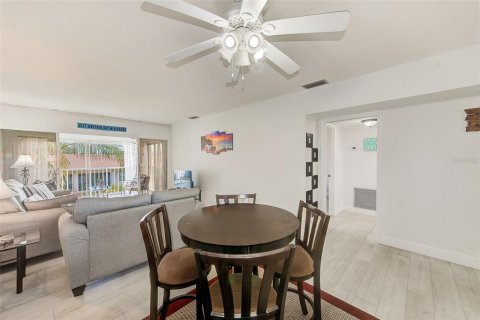 Copropriété à vendre à Largo, Floride: 1 chambre, 75.72 m2 № 1650770 - photo 11
