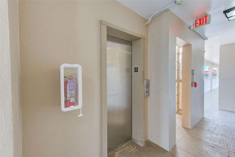 Copropriété à vendre à Largo, Floride: 1 chambre, 75.72 m2 № 1650770 - photo 27