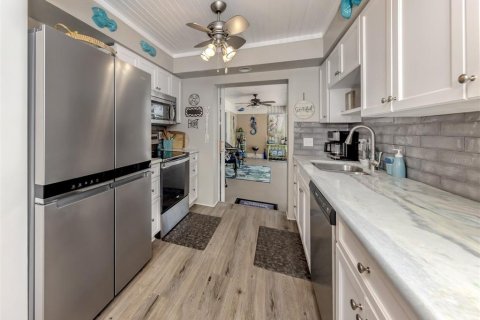 House in Venice, Florida 2 bedrooms, 159.98 sq.m. № 1879467 - photo 29