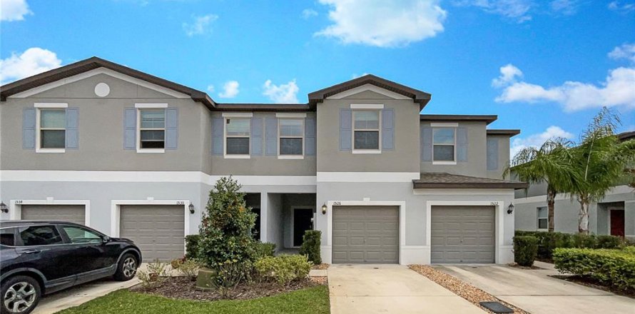 Townhouse in Lutz, Florida 3 bedrooms, 151.8 sq.m. № 1559205