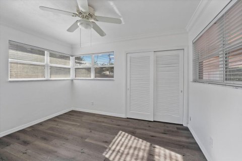 Villa ou maison à vendre à Stuart, Floride: 2 chambres, 86.49 m2 № 2146569 - photo 11