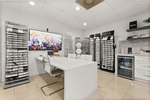 Immobilier commercial à louer à Sanford, Floride: 267.56 m2 № 2143203 - photo 7