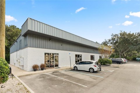 Immobilier commercial à Sanford, Floride 267.56 m2 № 2143203