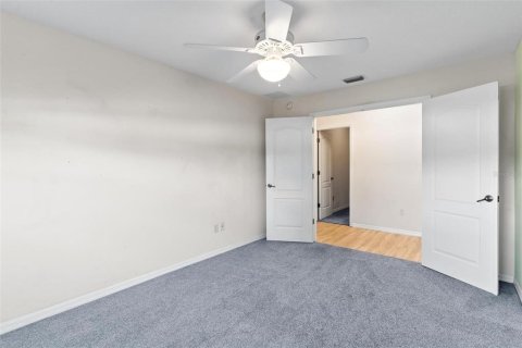 House in The Villages, Florida 3 bedrooms, 160.91 sq.m. № 1838867 - photo 24