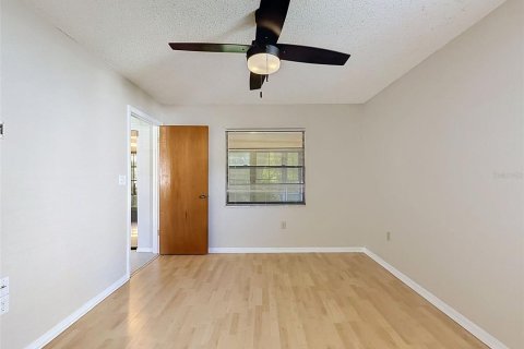 Villa ou maison à vendre à New Port Richey, Floride: 2 chambres, 105.35 m2 № 2333796 - photo 17