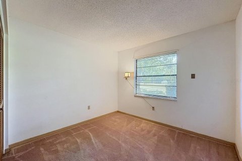 Villa ou maison à vendre à New Port Richey, Floride: 2 chambres, 105.35 m2 № 2333796 - photo 20