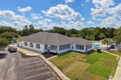 Villa ou maison à vendre à New Port Richey, Floride: 2 chambres, 105.35 m2 № 2333796 - photo 29