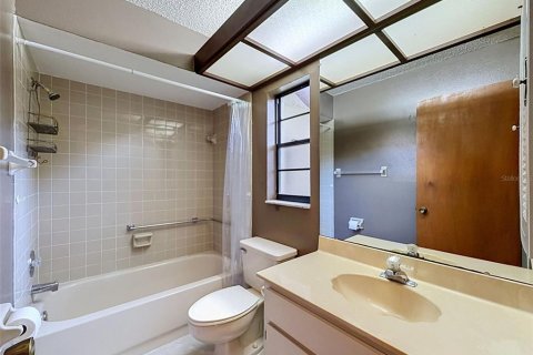 Villa ou maison à vendre à New Port Richey, Floride: 2 chambres, 105.35 m2 № 2333796 - photo 22