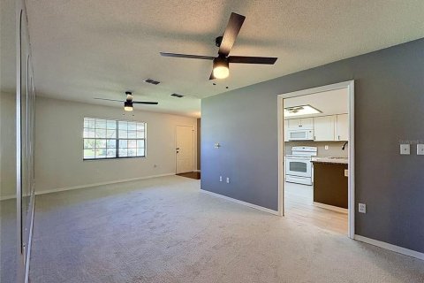 Villa ou maison à vendre à New Port Richey, Floride: 2 chambres, 105.35 m2 № 2333796 - photo 14