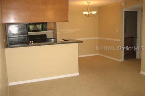 Copropriété à vendre à Brandon, Floride: 1 chambre, 56.86 m2 № 2221669 - photo 3