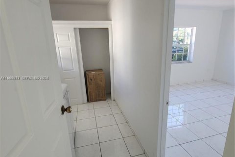 Купить виллу или дом в Майами, Флорида 5 спален, 202.71м2, № 2048746 - фото 19