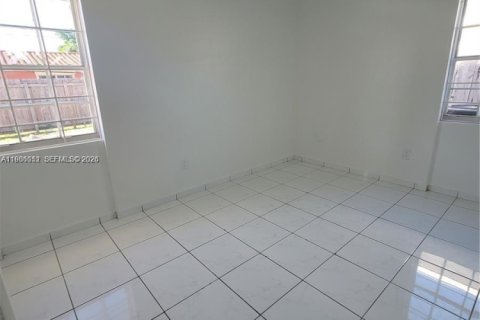 Купить виллу или дом в Майами, Флорида 5 спален, 202.71м2, № 2048746 - фото 30