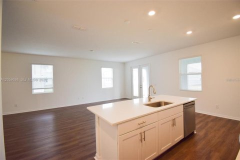 Villa ou maison à vendre à Davenport, Floride: 4 chambres, 206.61 m2 № 2412670 - photo 8