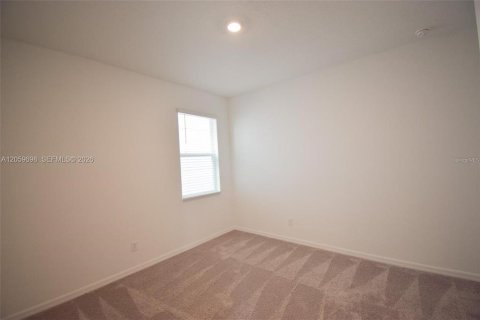 Villa ou maison à vendre à Davenport, Floride: 4 chambres, 206.61 m2 № 2412670 - photo 17
