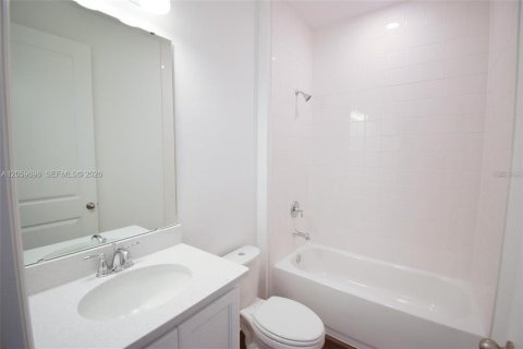 Villa ou maison à vendre à Davenport, Floride: 4 chambres, 206.61 m2 № 2412670 - photo 16