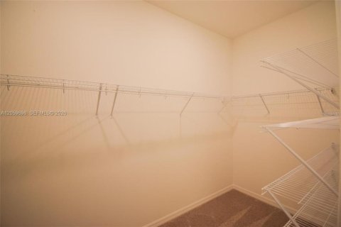 Villa ou maison à vendre à Davenport, Floride: 4 chambres, 206.61 m2 № 2412670 - photo 6