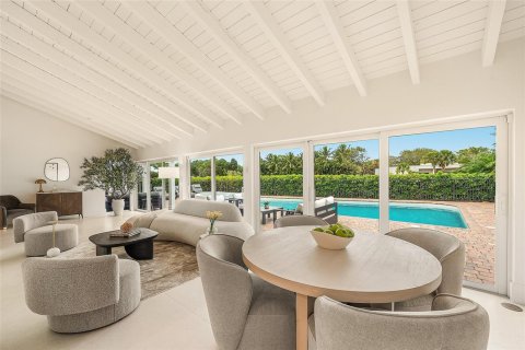 House in Delray Beach, Florida 3 bedrooms, 323.67 sq.m. № 2183098 - photo 17