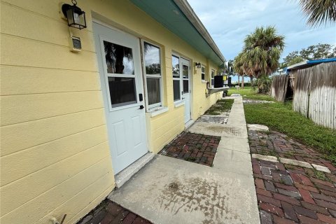 Apartment in South Pasadena, Florida 1 bedroom, 51.1 sq.m. № 1910985 - photo 12